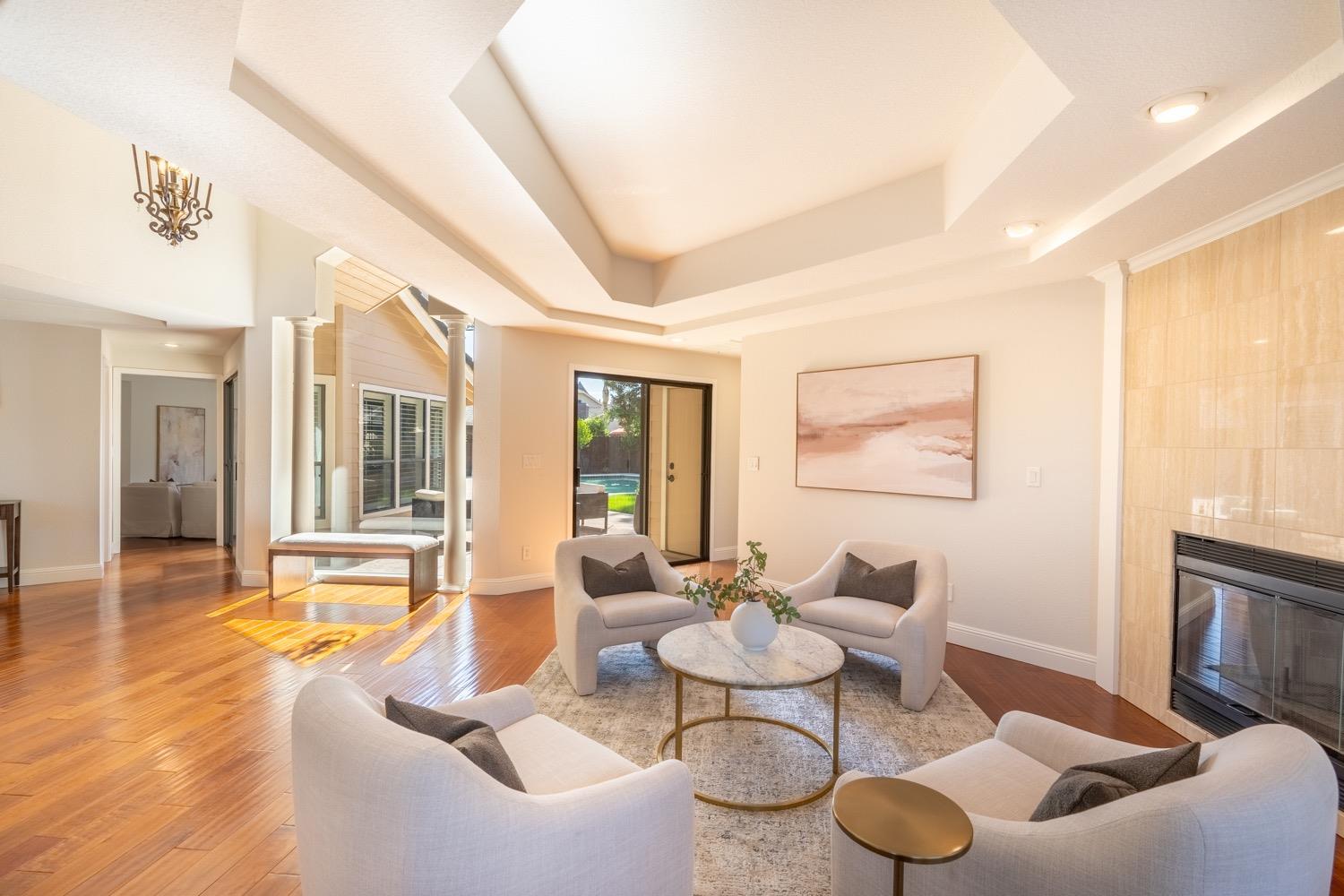 2500 Van Hoeks Cir, Modesto, CA 95356