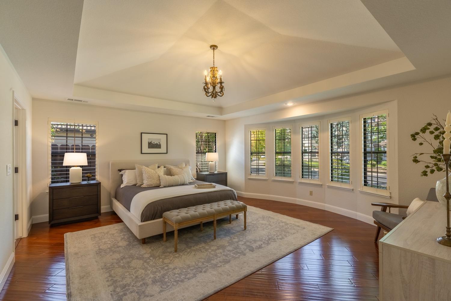 2500 Van Hoeks Cir, Modesto, CA 95356