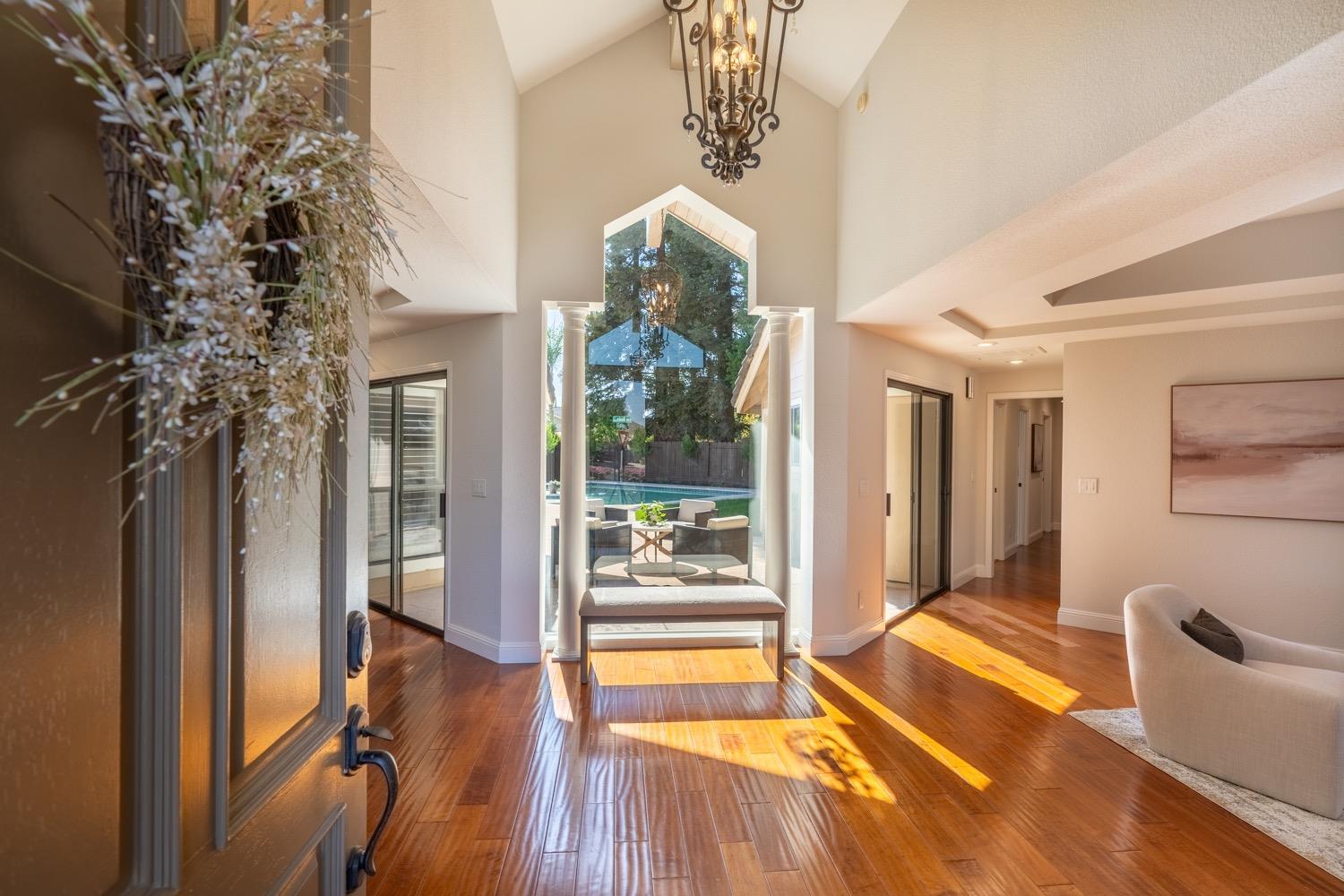 2500 Van Hoeks Cir, Modesto, CA 95356