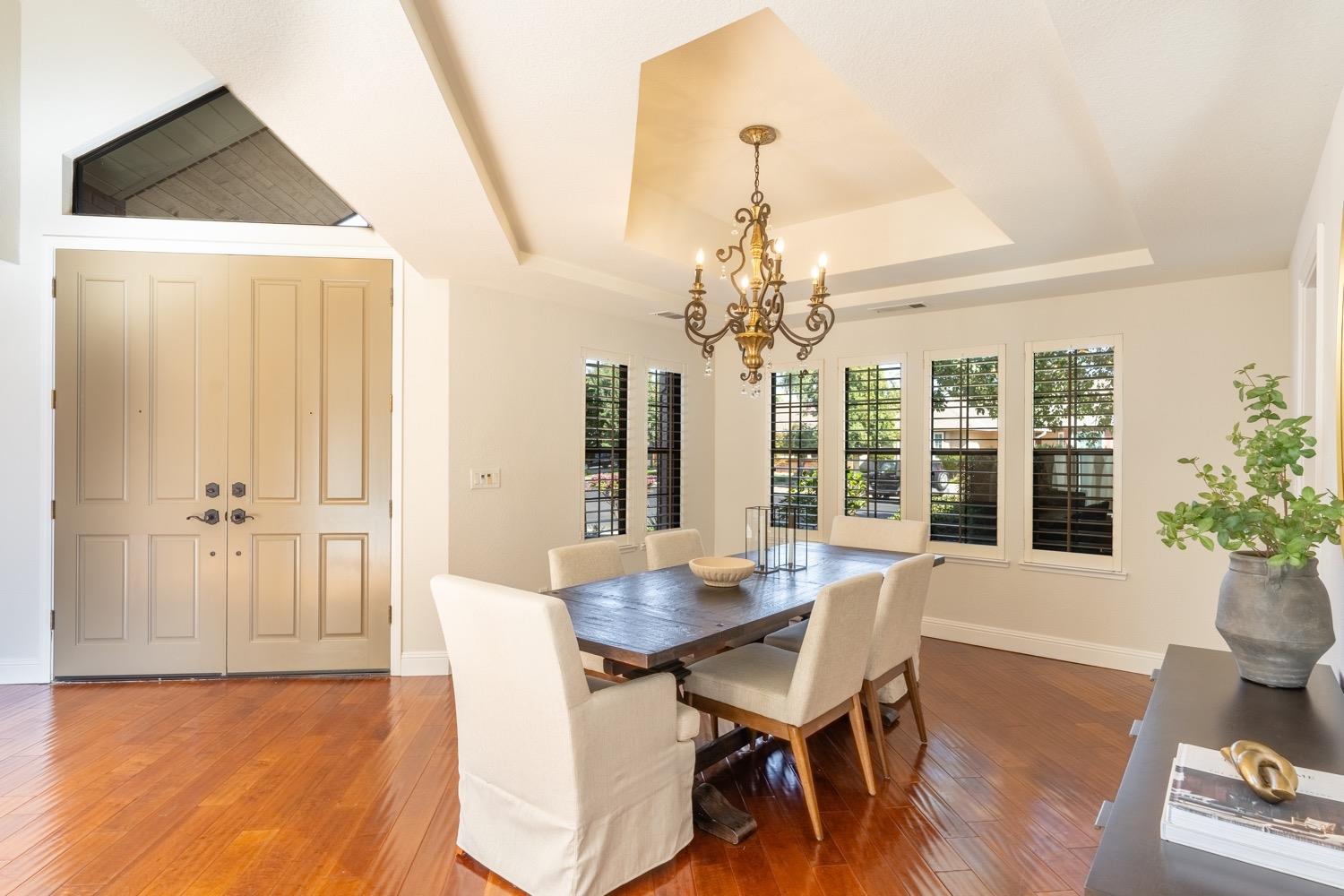 2500 Van Hoeks Cir, Modesto, CA 95356