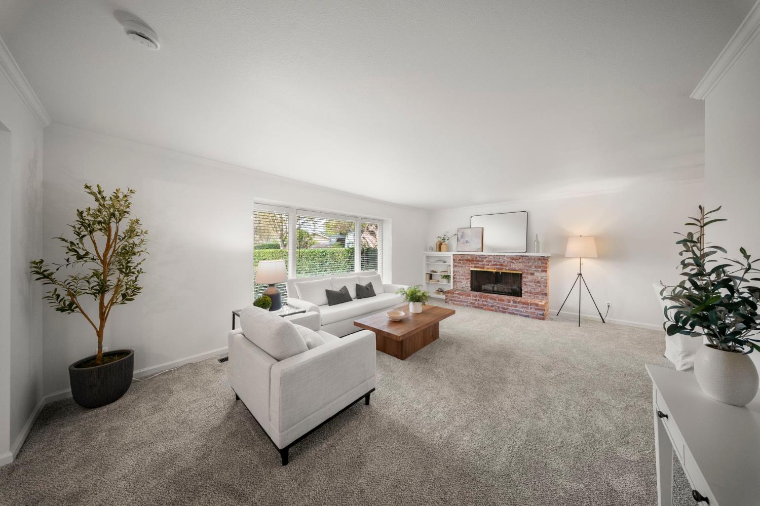 929 Terrace Pl, Modesto, CA 95350