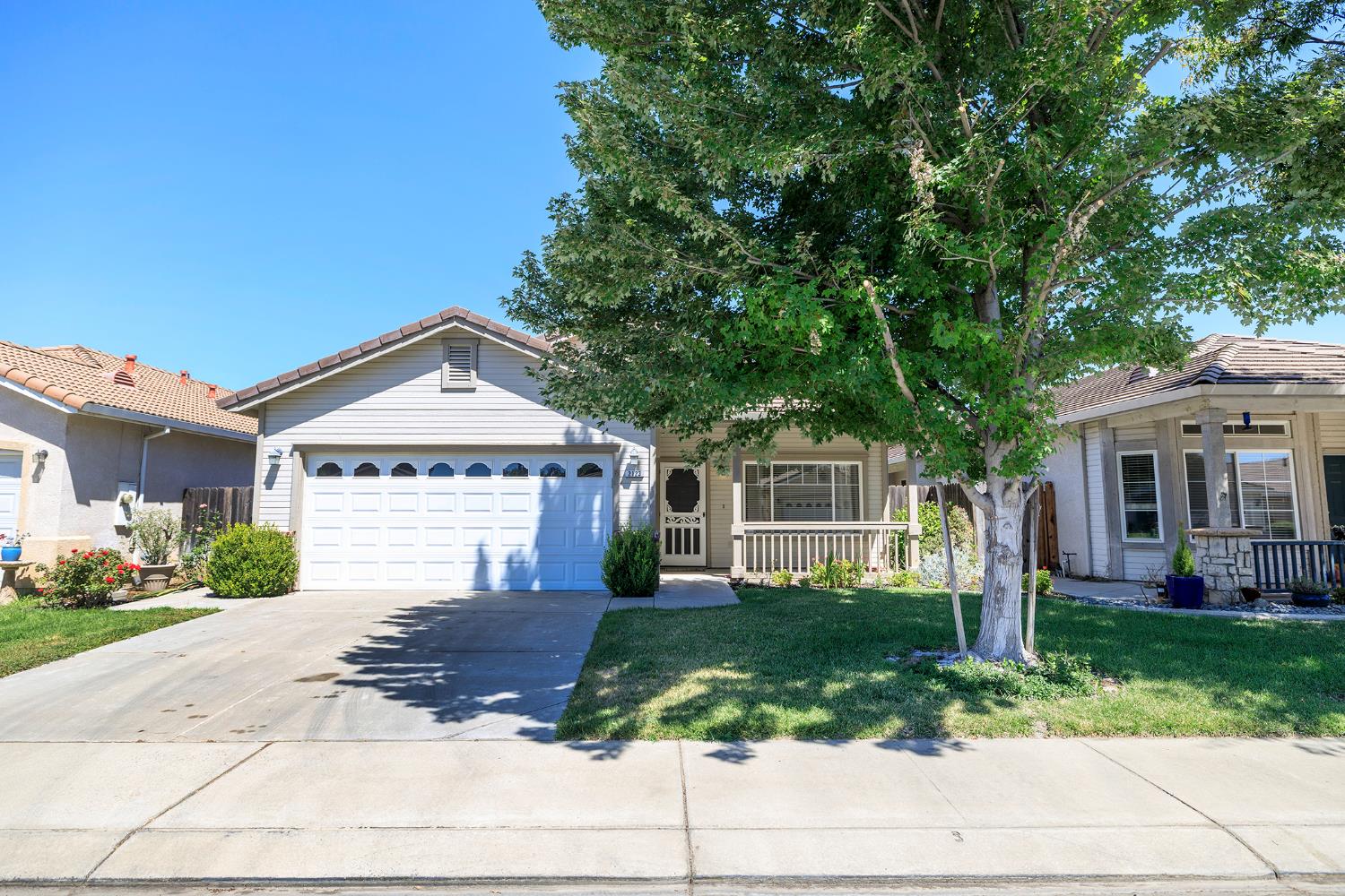 2123 Spring Blossom Ln, Turlock, CA 95382