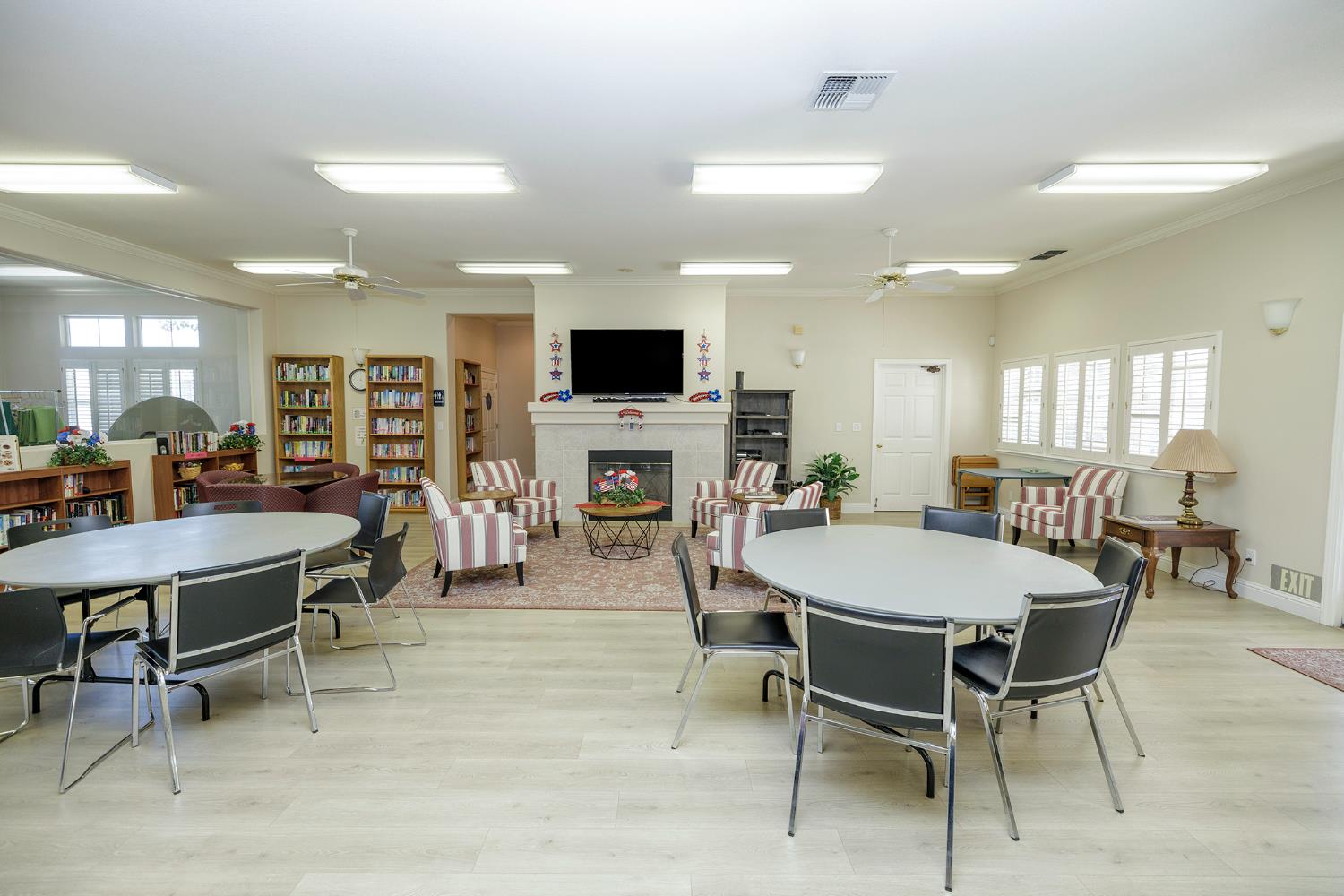 2123 Spring Blossom Ln, Turlock, CA 95382