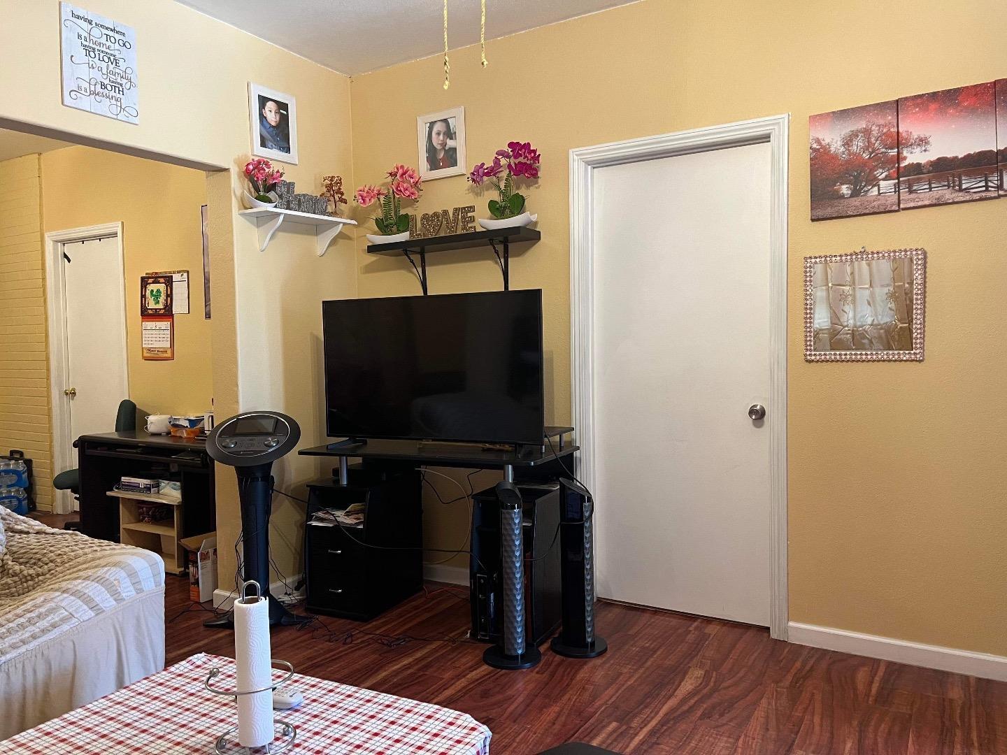 506 M St, Los Banos, CA 93635