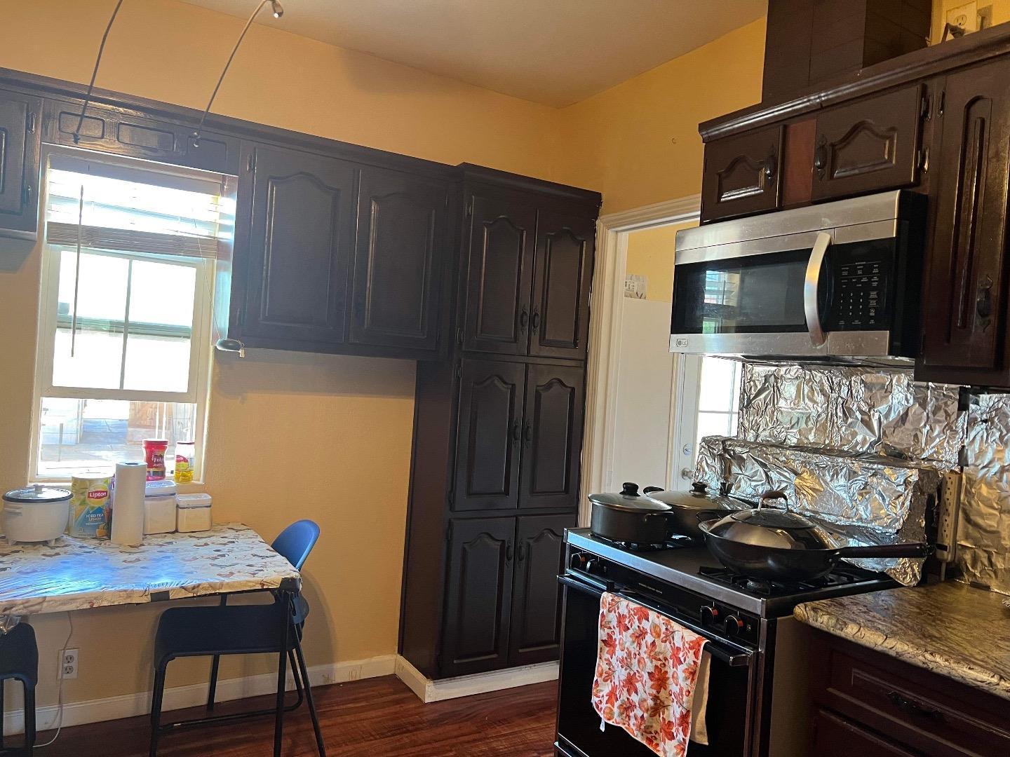 506 M St, Los Banos, CA 93635