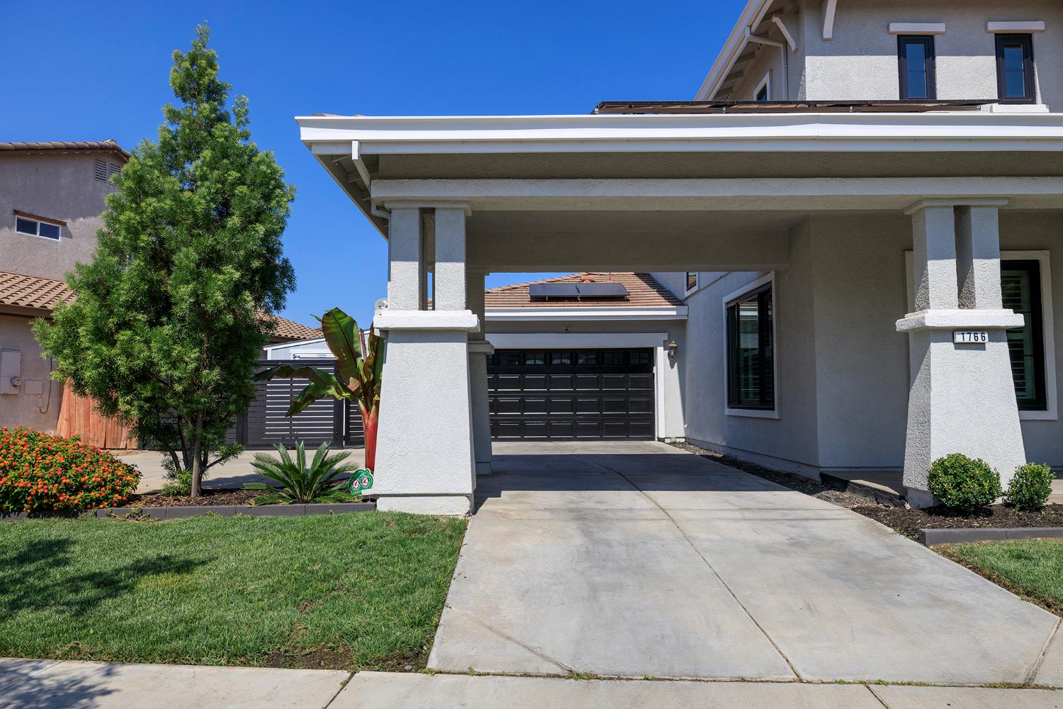 1766 Churchill Downs Cir, Oakdale, CA 95361