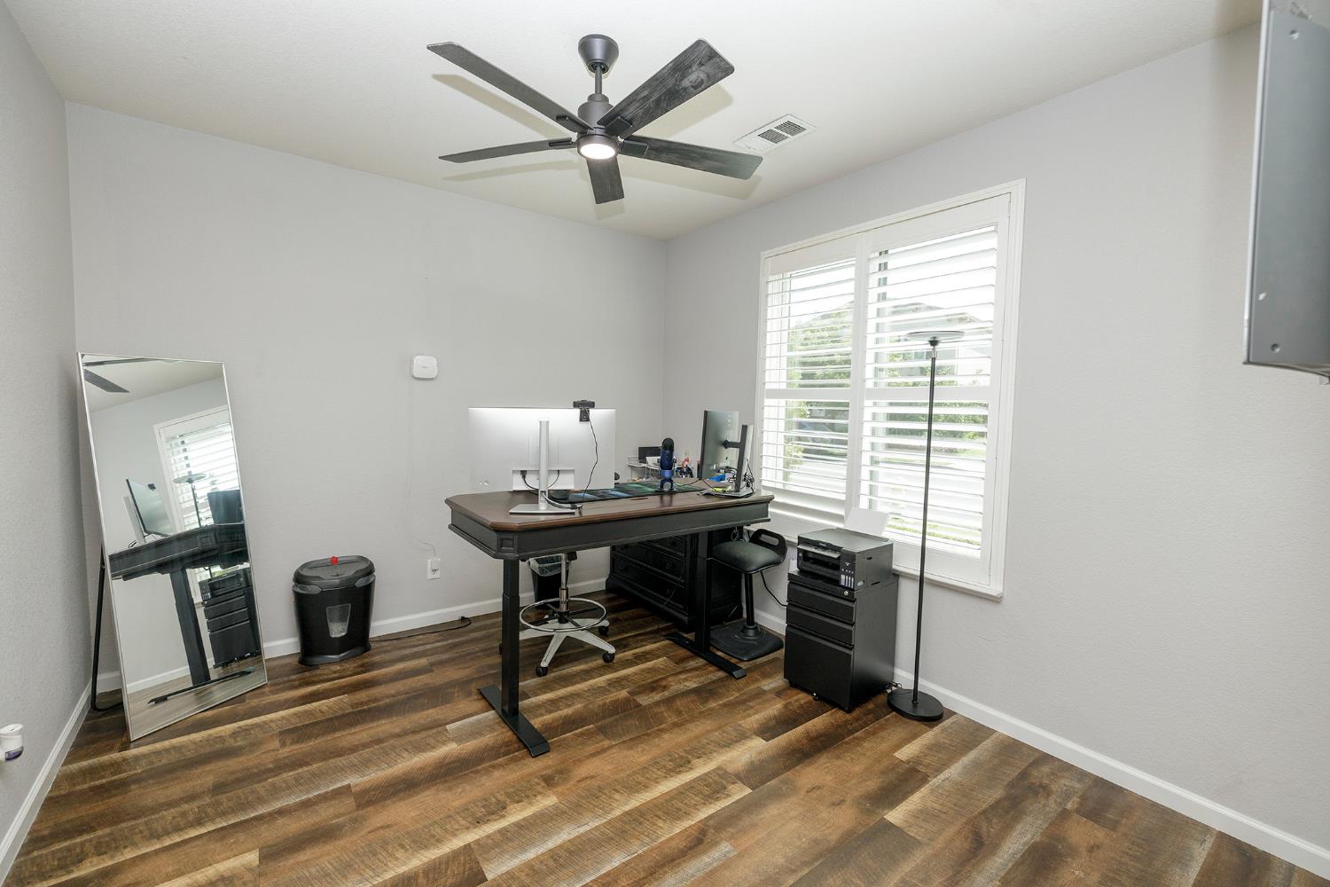 1766 Churchill Downs Cir, Oakdale, CA 95361