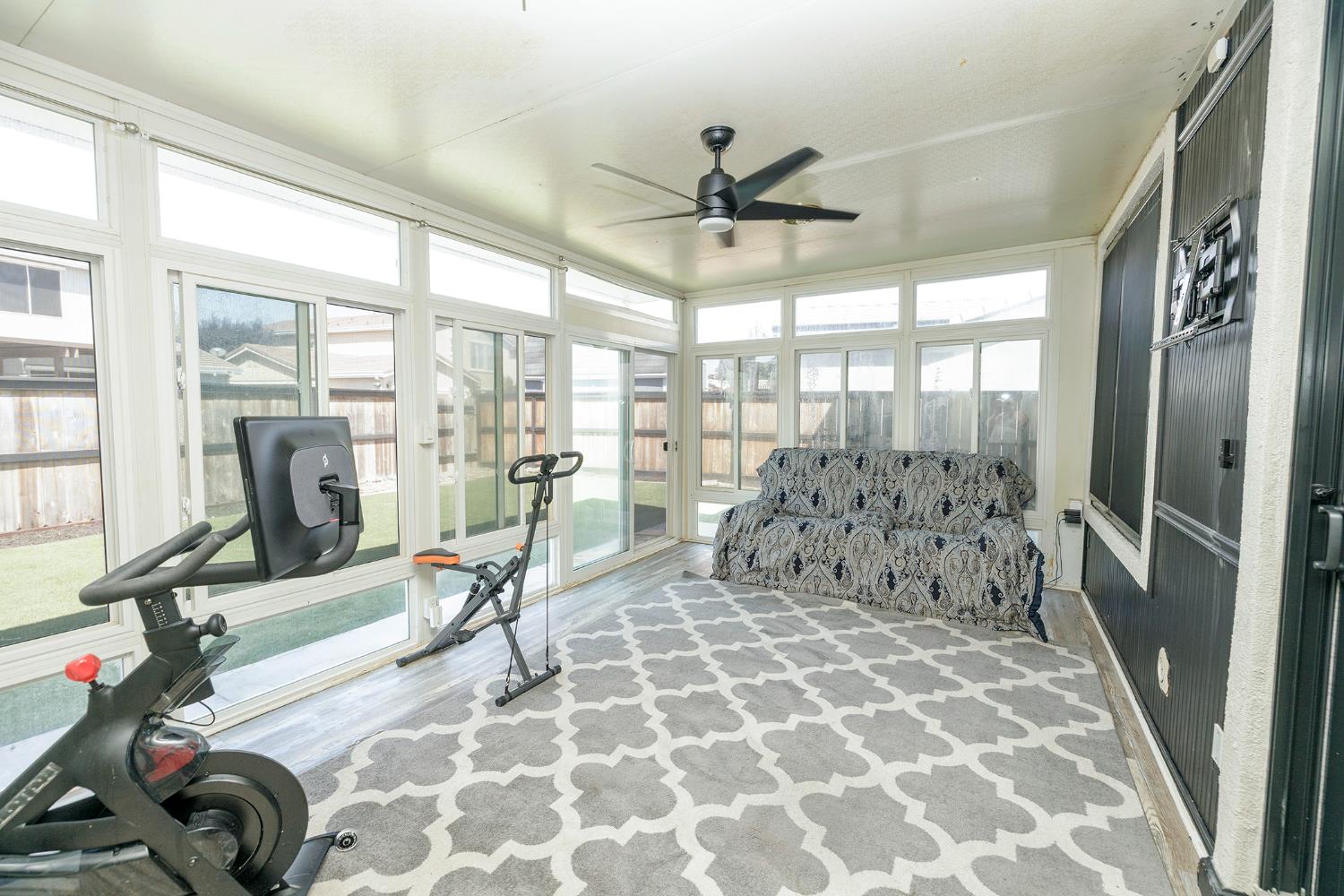 1766 Churchill Downs Cir, Oakdale, CA 95361