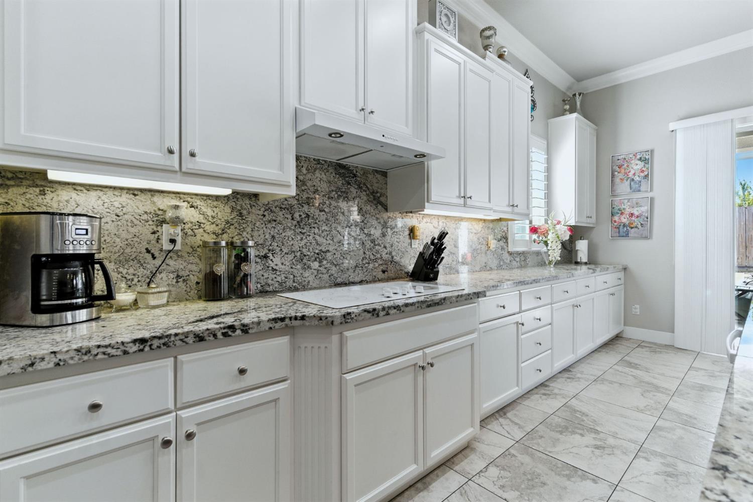 1362 Tannehill Dr, Manteca, CA 95337