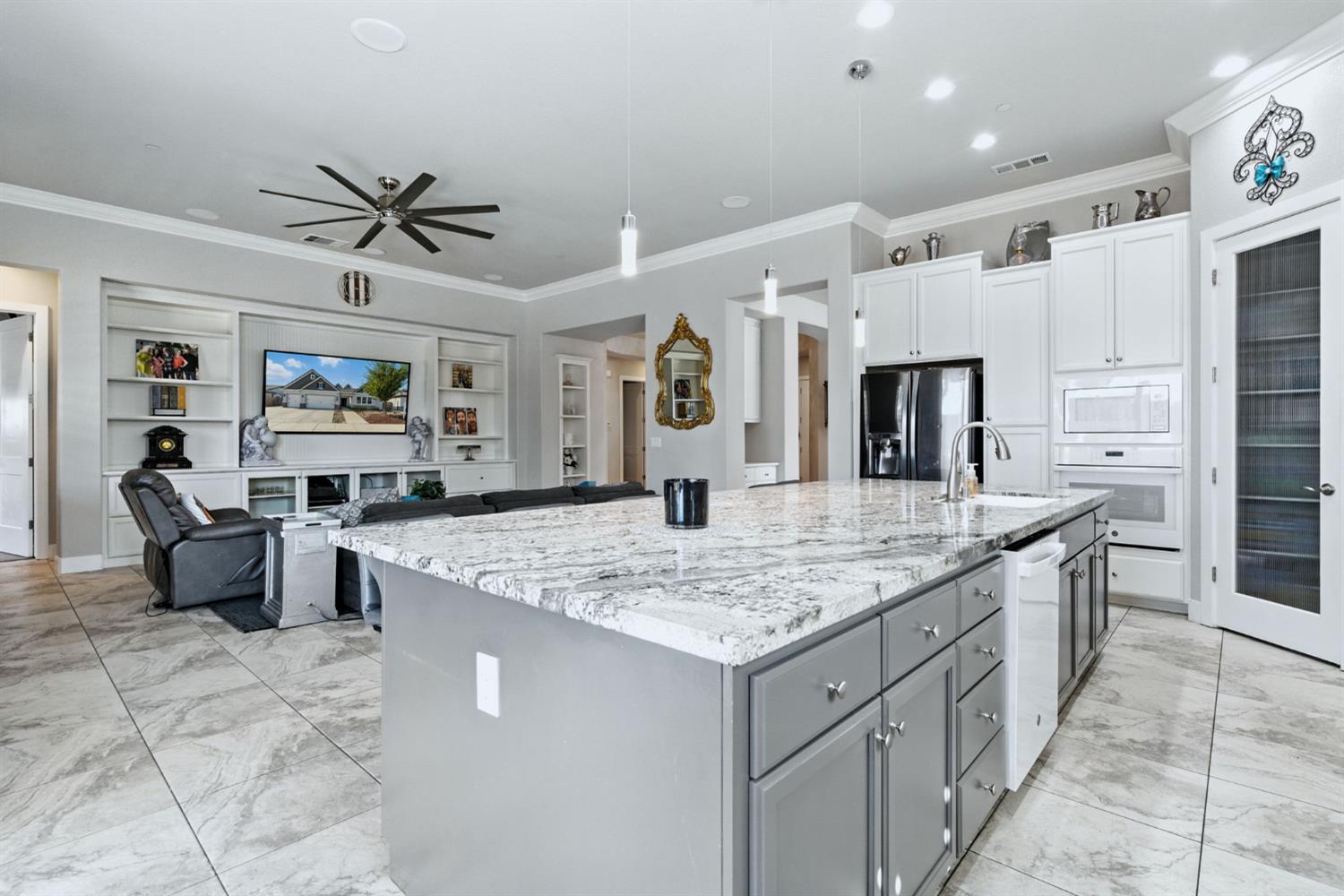 1362 Tannehill Dr, Manteca, CA 95337