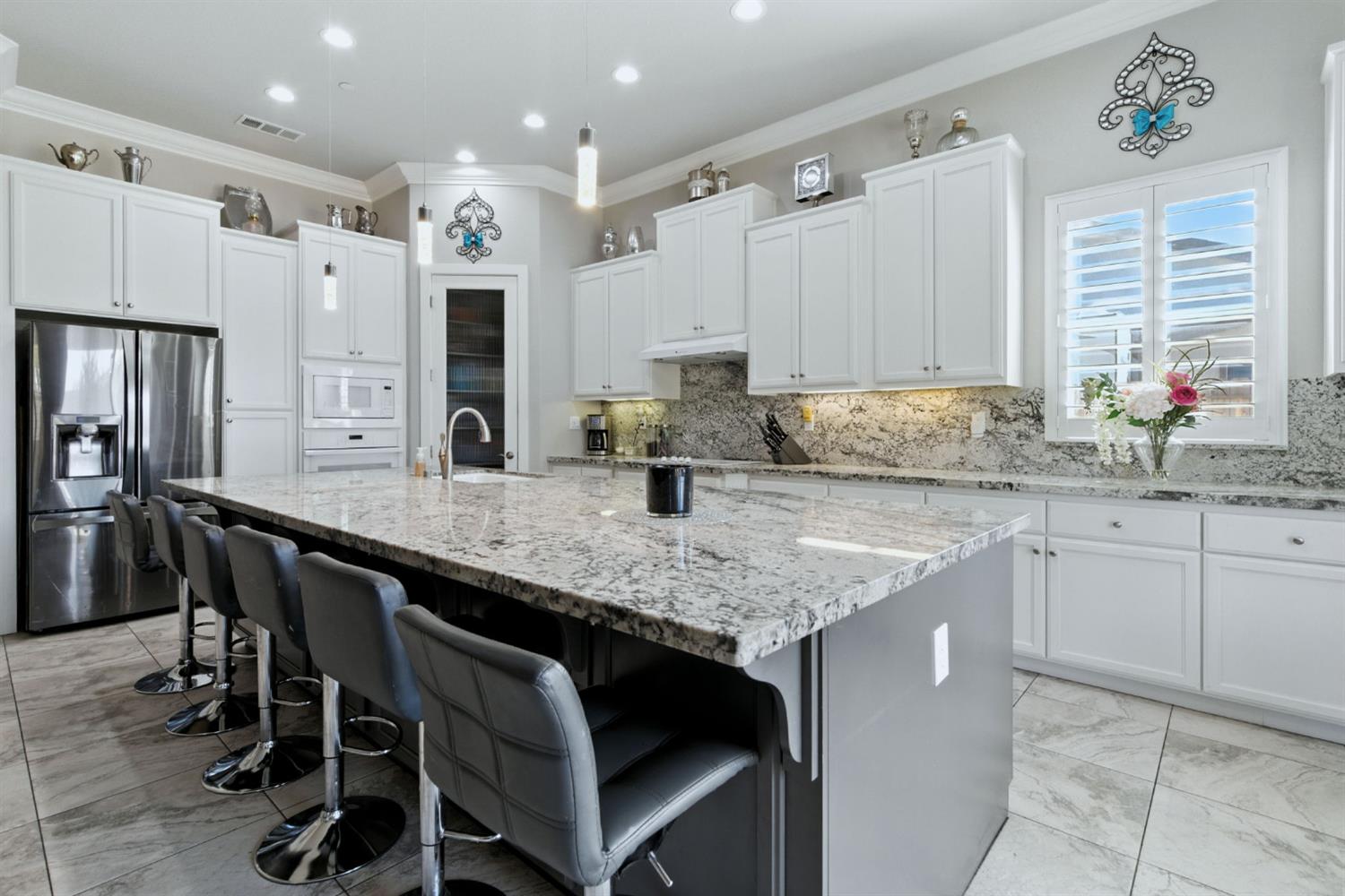 1362 Tannehill Dr, Manteca, CA 95337