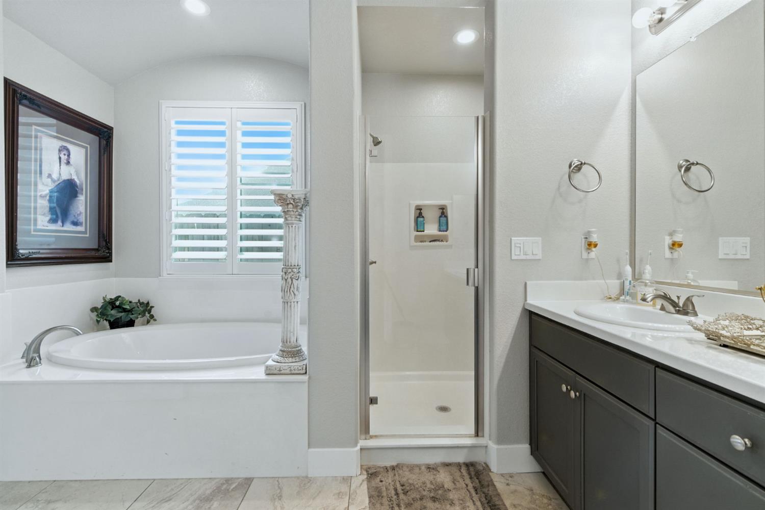 1362 Tannehill Dr, Manteca, CA 95337