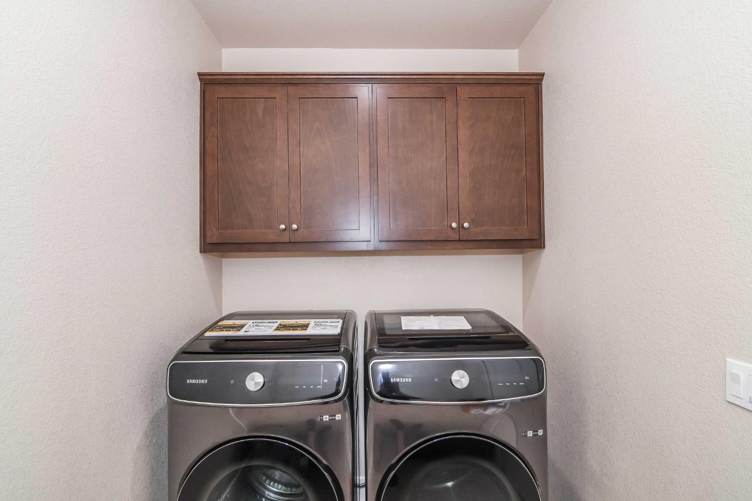 2387 Dilip Dr, Manteca, CA 95337