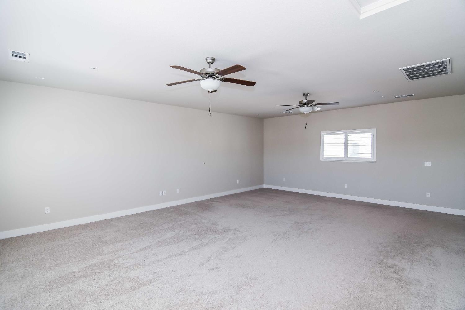 2387 Dilip Dr, Manteca, CA 95337