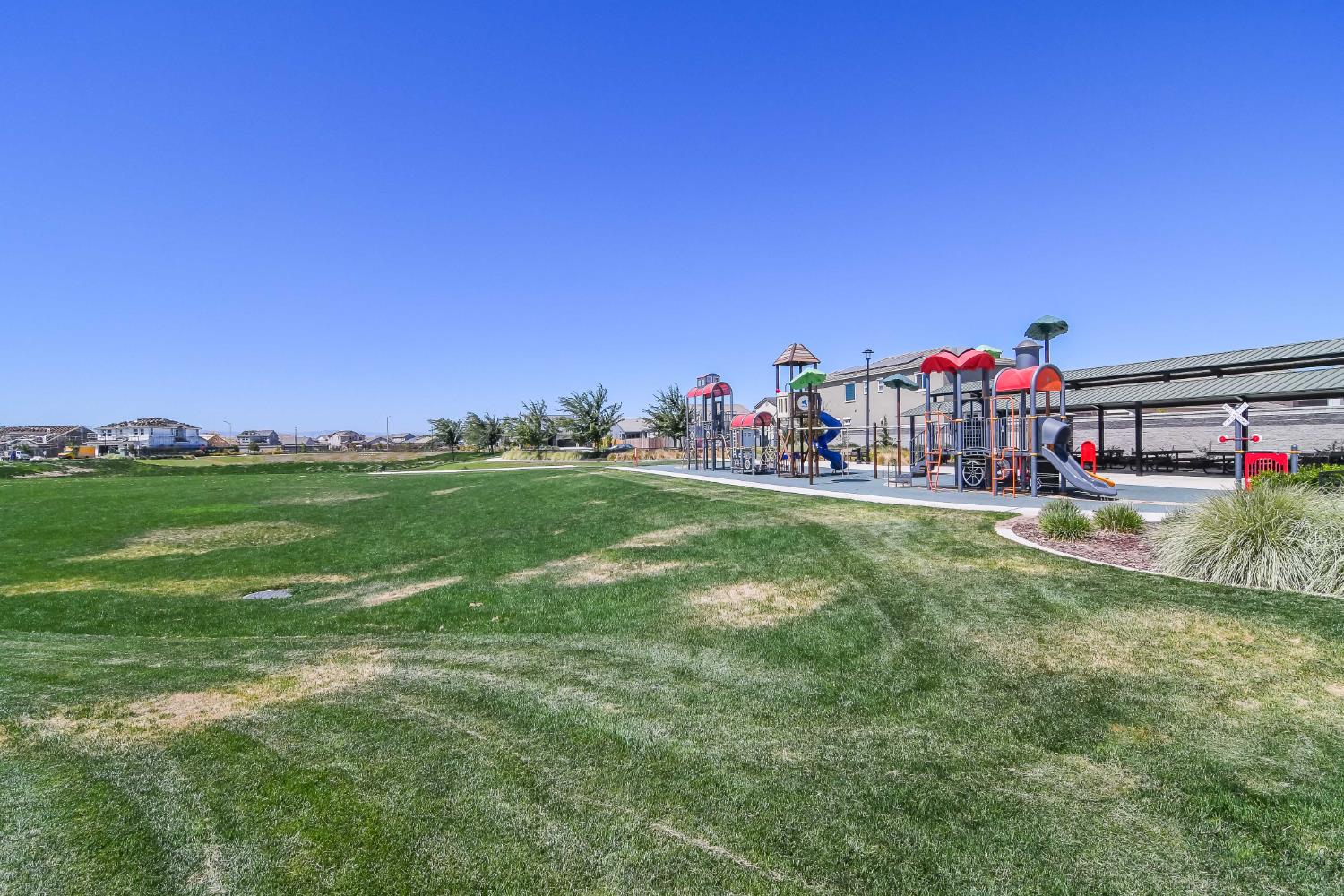 2387 Dilip Dr, Manteca, CA 95337