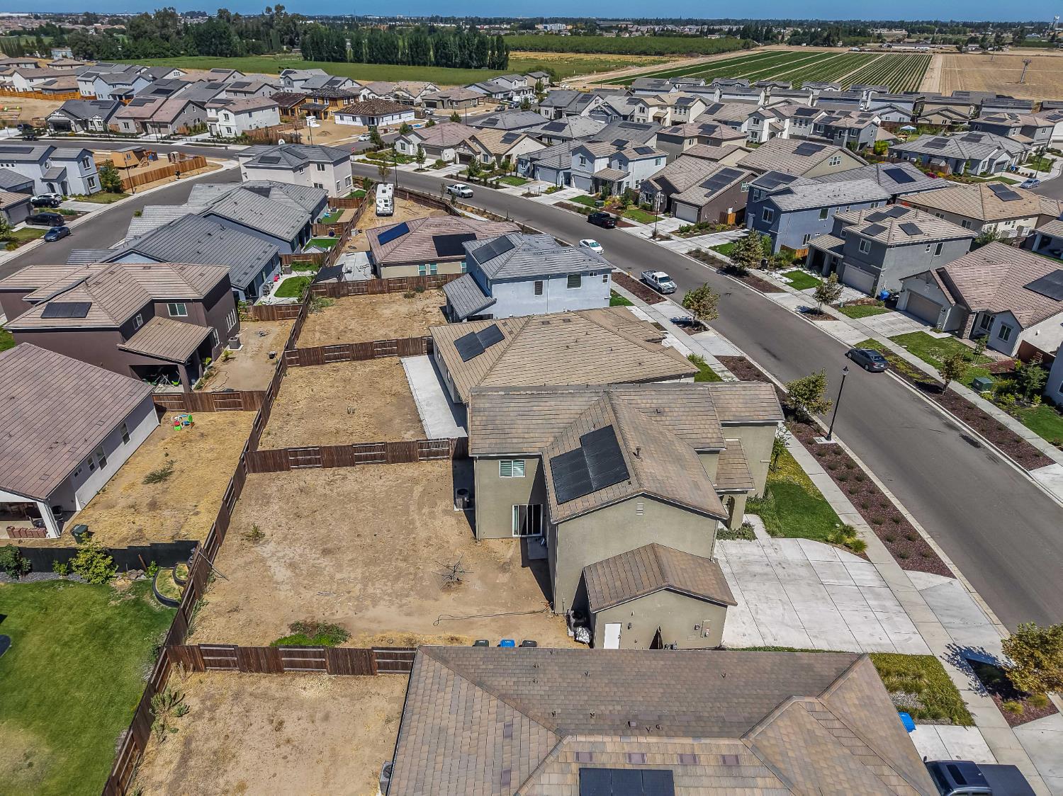 2387 Dilip Dr, Manteca, CA 95337