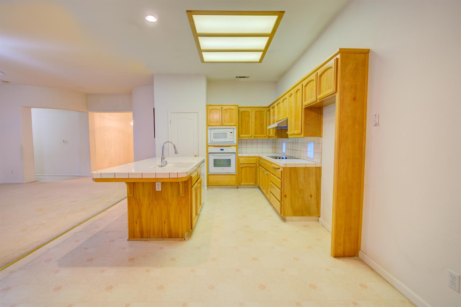 4115 Bella Vista St, Chowchilla, CA 93610