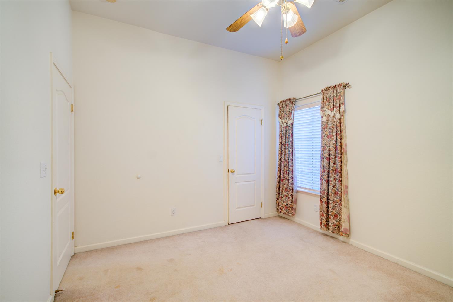 4115 Bella Vista St, Chowchilla, CA 93610