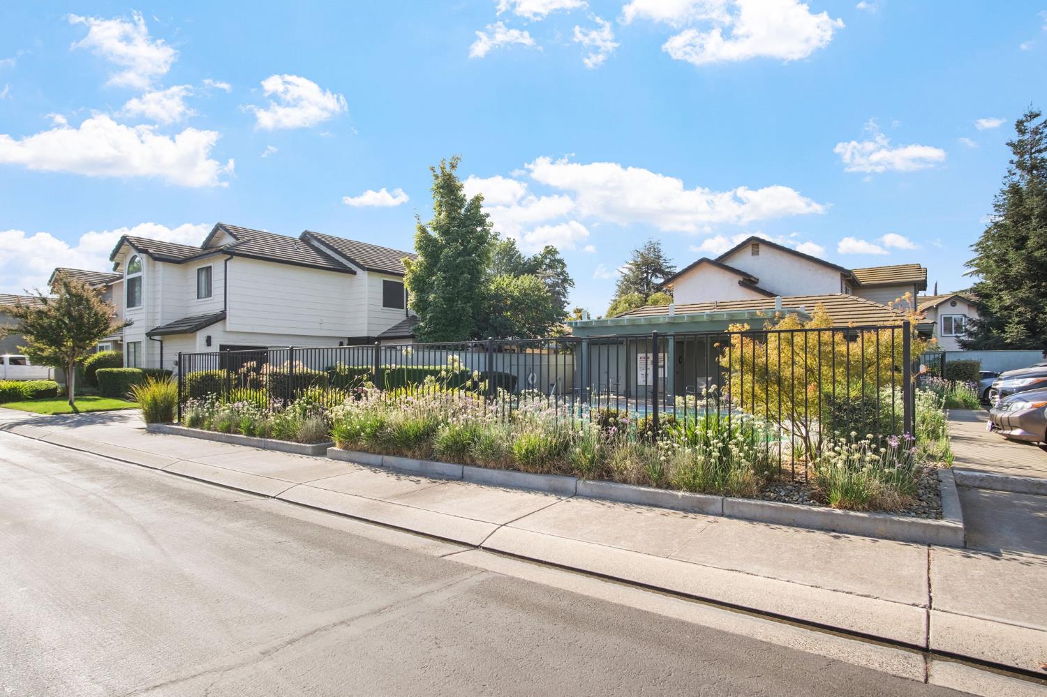 1345 Alex Cir, Turlock, CA 95382