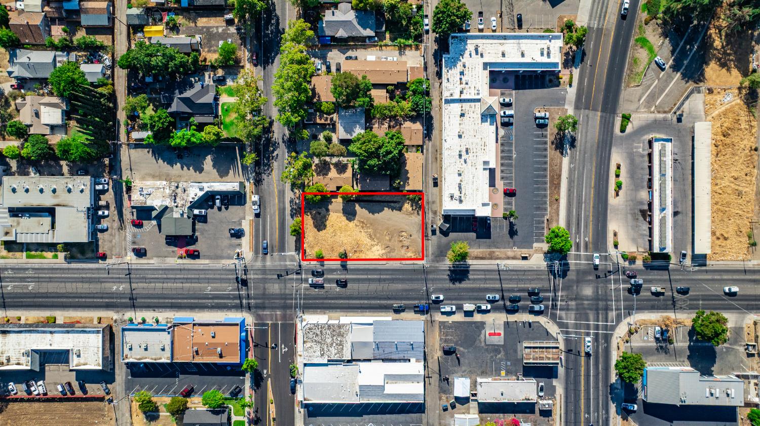 4 E Main St, Merced, CA 95340