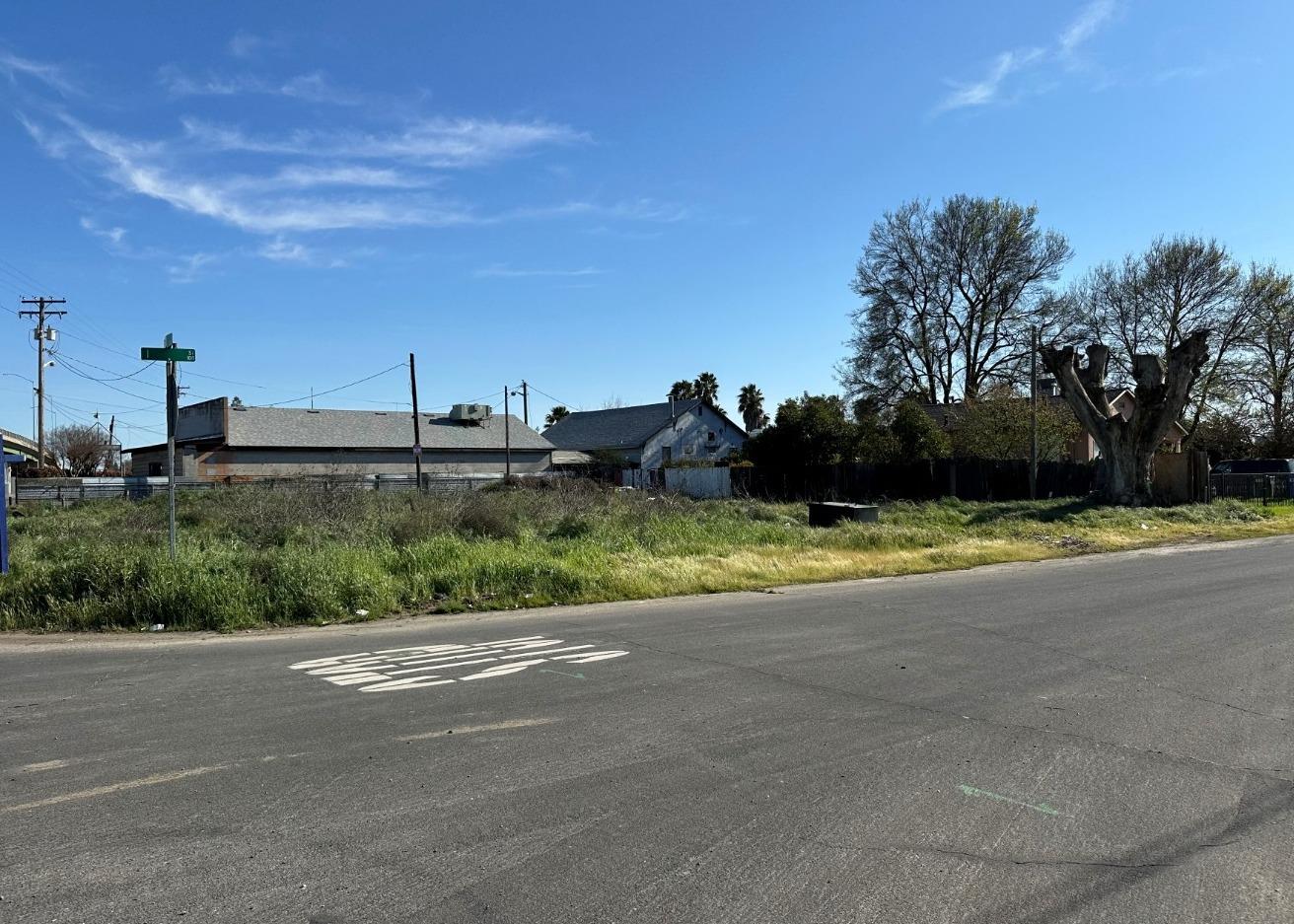 102 I St, Turlock, CA 95380