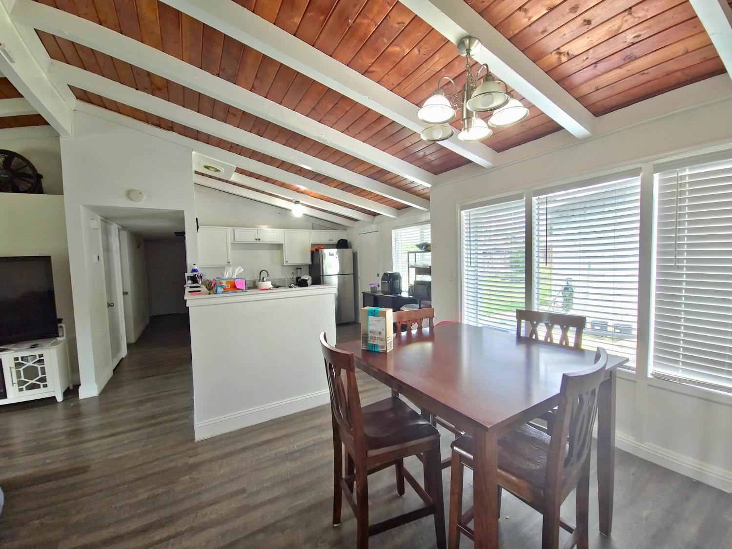 1650 Bette St, Merced, CA 95341