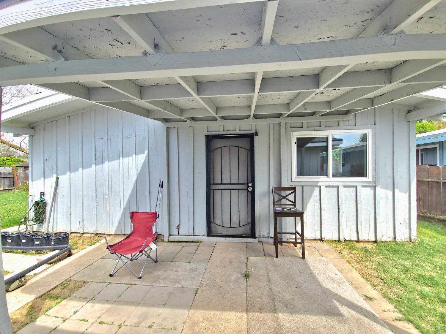 1650 Bette St, Merced, CA 95341