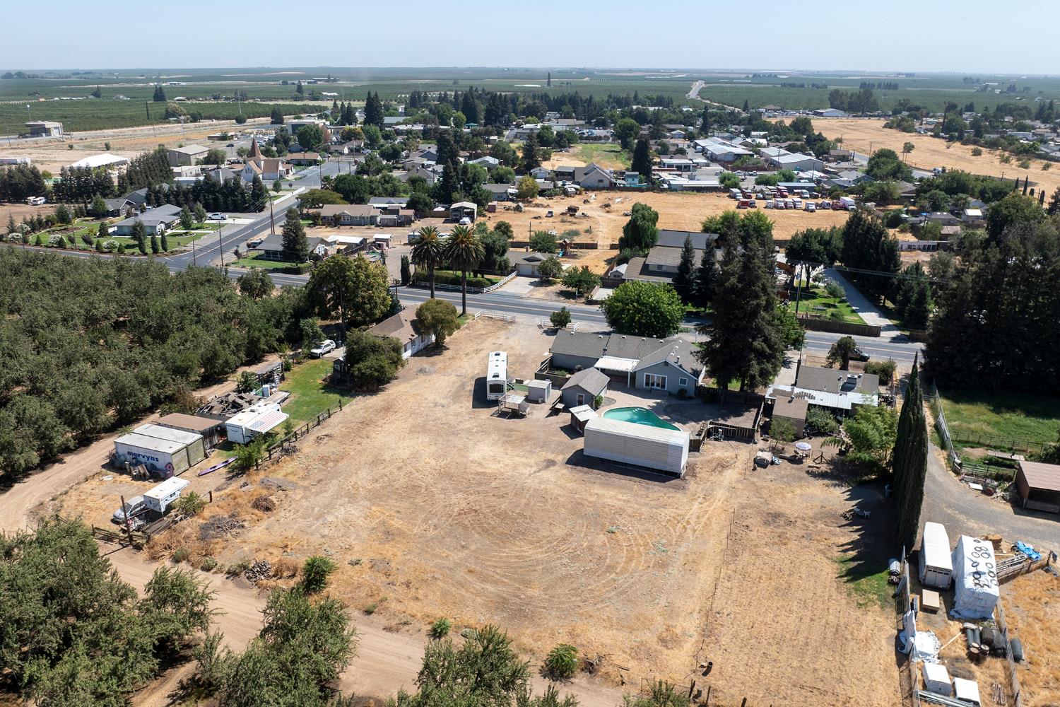 13249 Lake Rd, Hickman, CA 95323