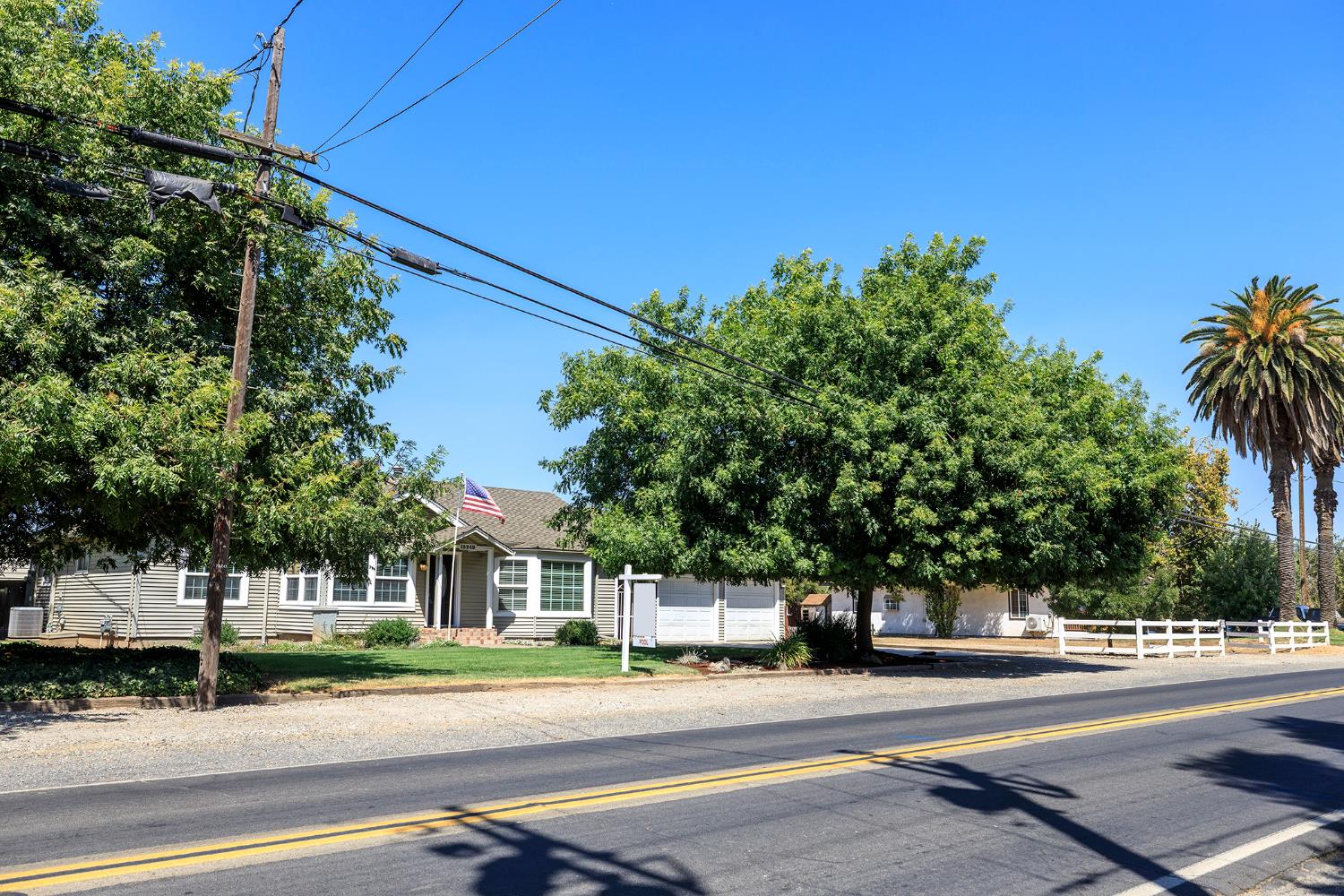 13249 Lake Rd, Hickman, CA 95323