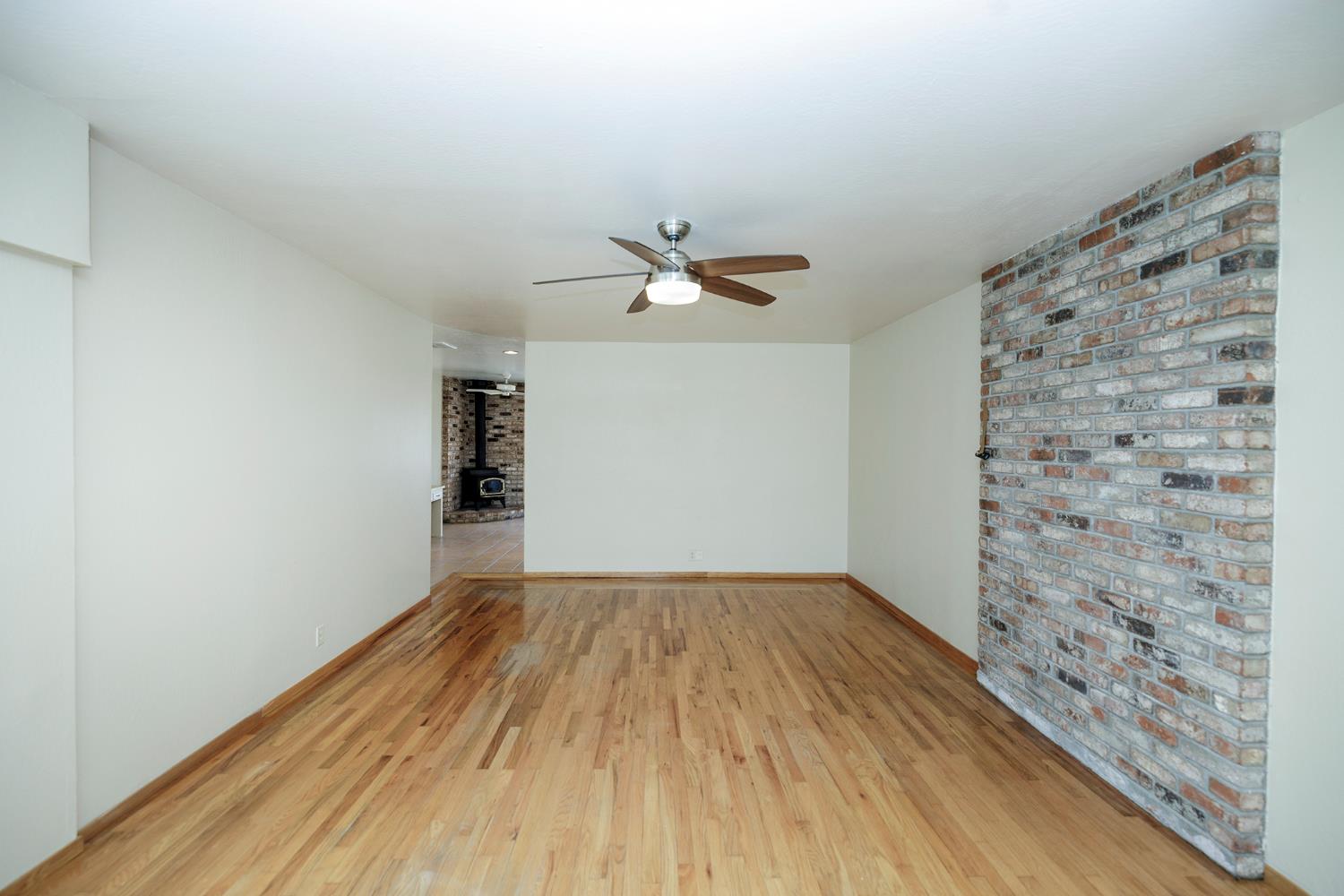 13249 Lake Rd, Hickman, CA 95323