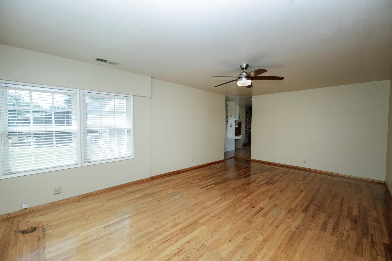 13249 Lake Rd, Hickman, CA 95323