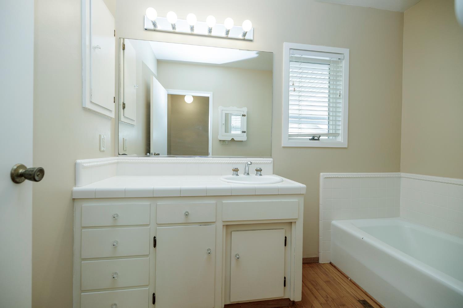 13249 Lake Rd, Hickman, CA 95323