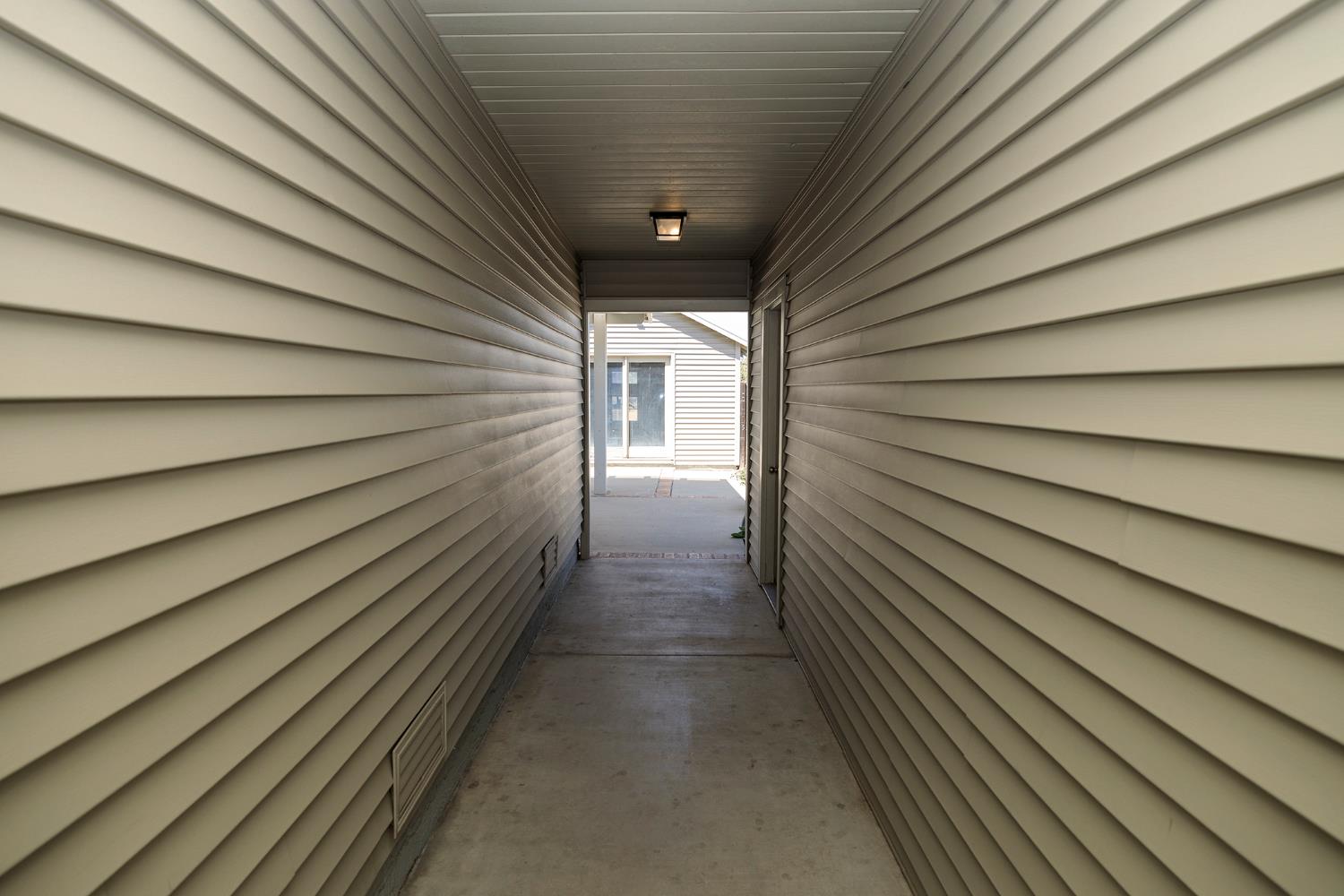 13249 Lake Rd, Hickman, CA 95323