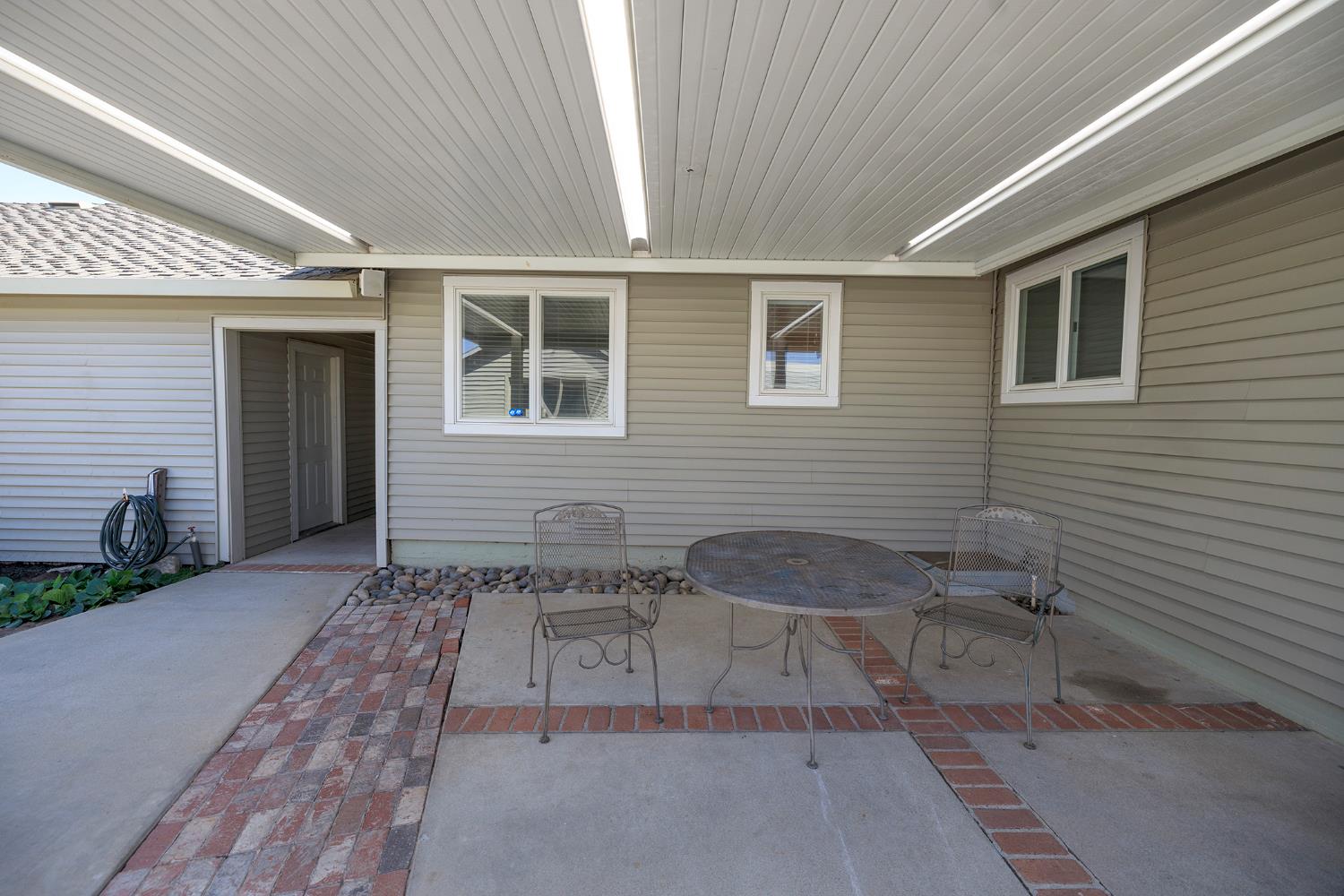 13249 Lake Rd, Hickman, CA 95323