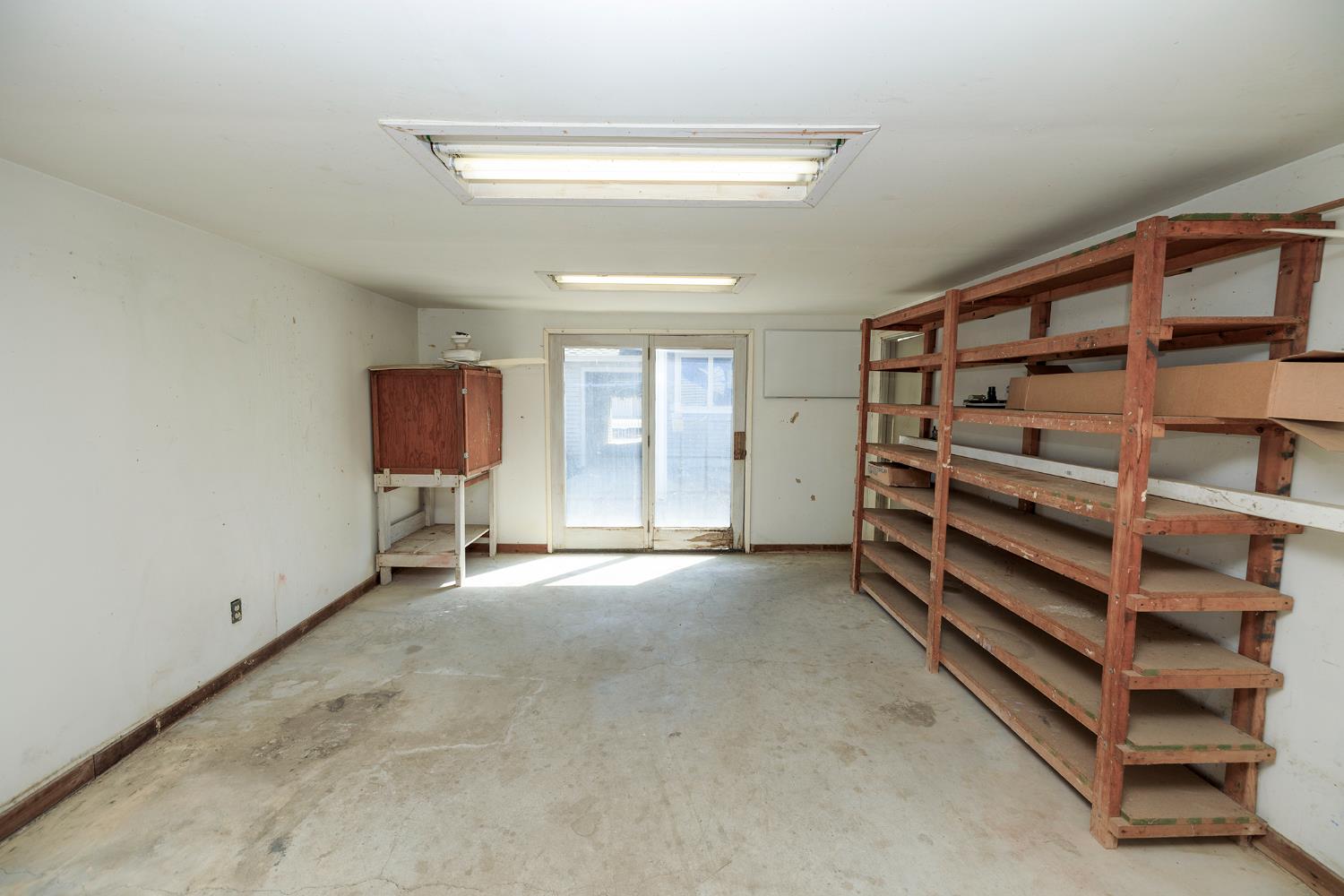 13249 Lake Rd, Hickman, CA 95323