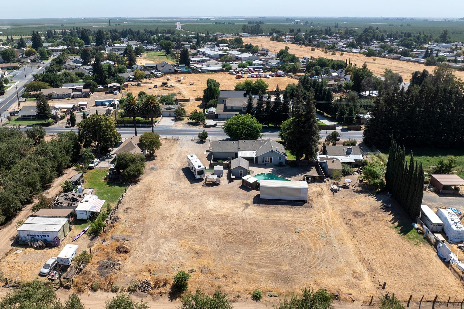 13249 Lake Rd, Hickman, CA 95323