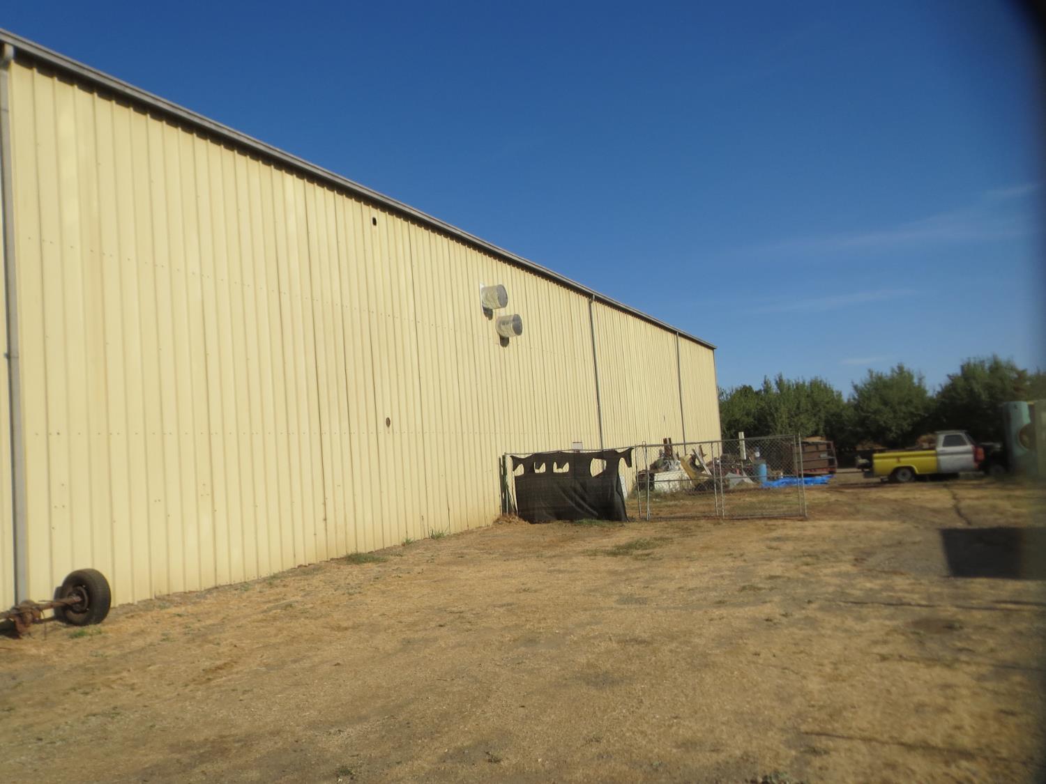 1011 Post Rd, Oakdale, CA 95361