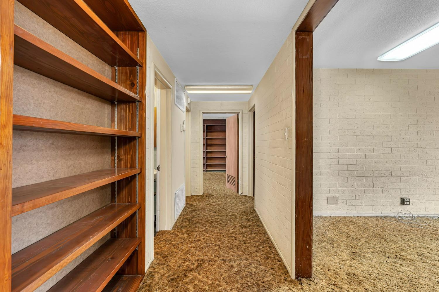 1820 Marguerite St, Dos Palos, CA 93620