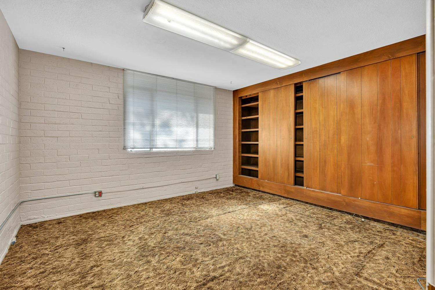 1820 Marguerite St, Dos Palos, CA 93620