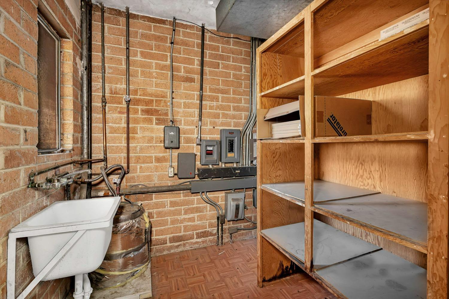 1820 Marguerite St, Dos Palos, CA 93620