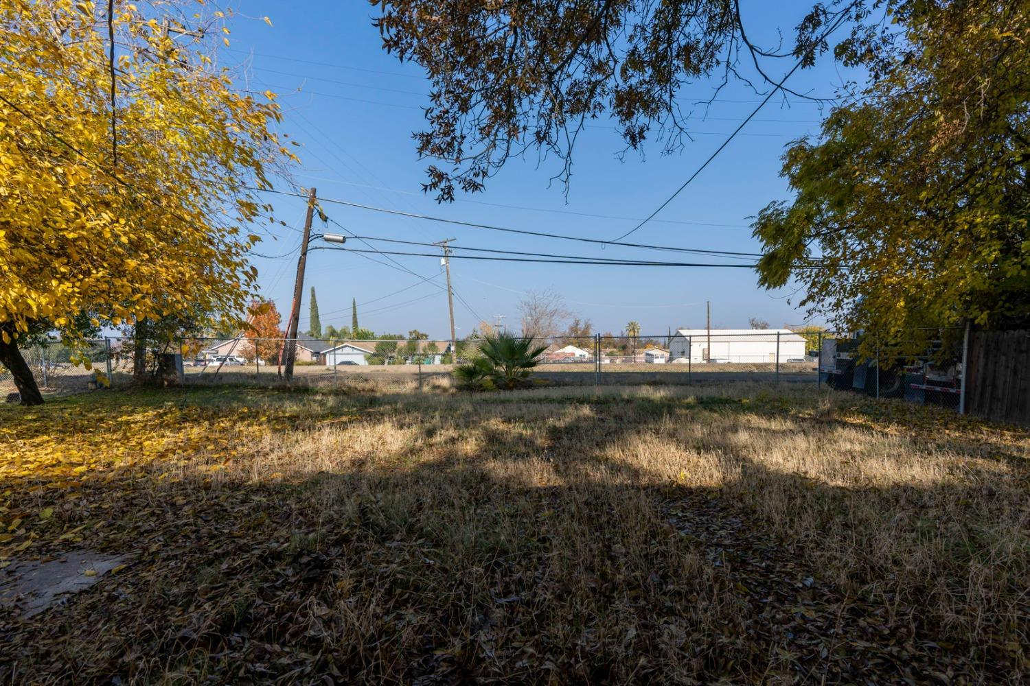 1820 Marguerite St, Dos Palos, CA 93620