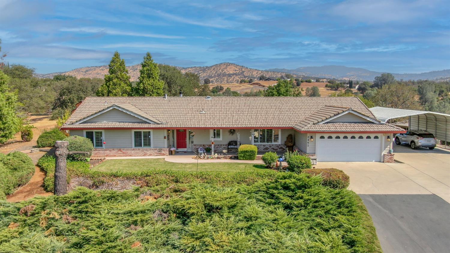 2451 Canoe St, Copperopolis, CA 95228