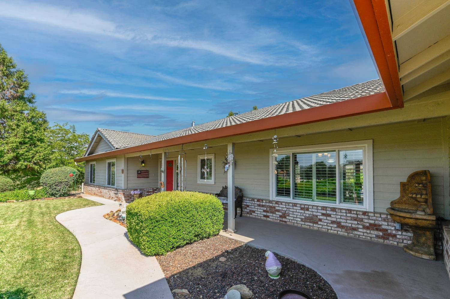 2451 Canoe St, Copperopolis, CA 95228