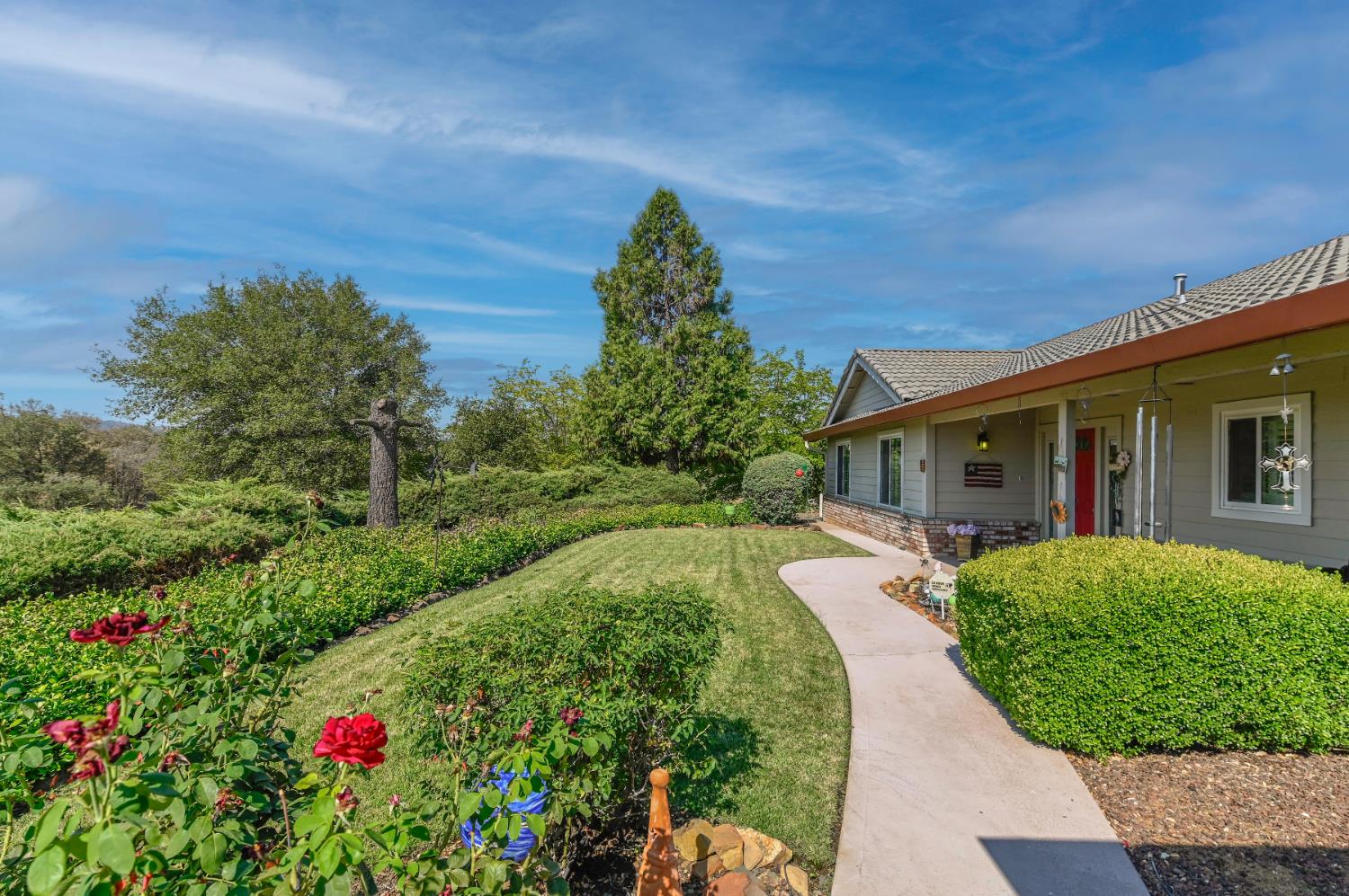 2451 Canoe St, Copperopolis, CA 95228