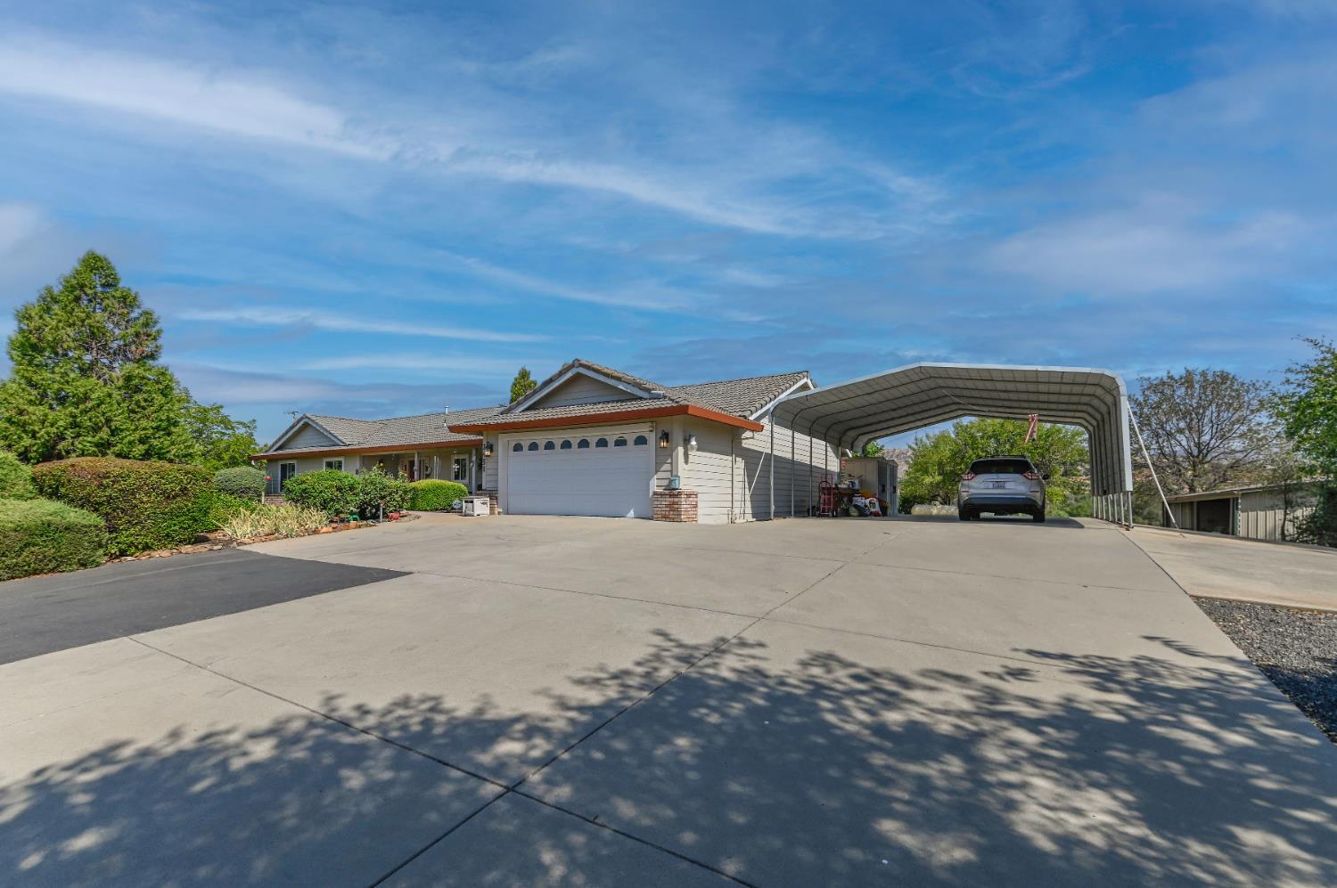 2451 Canoe St, Copperopolis, CA 95228