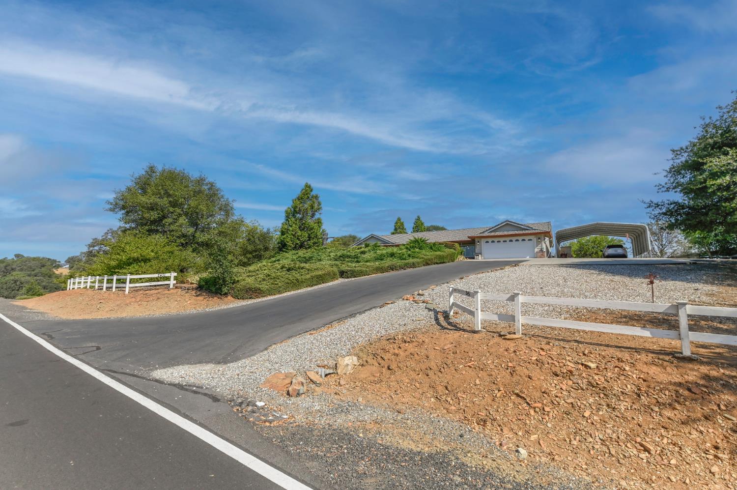 2451 Canoe St, Copperopolis, CA 95228