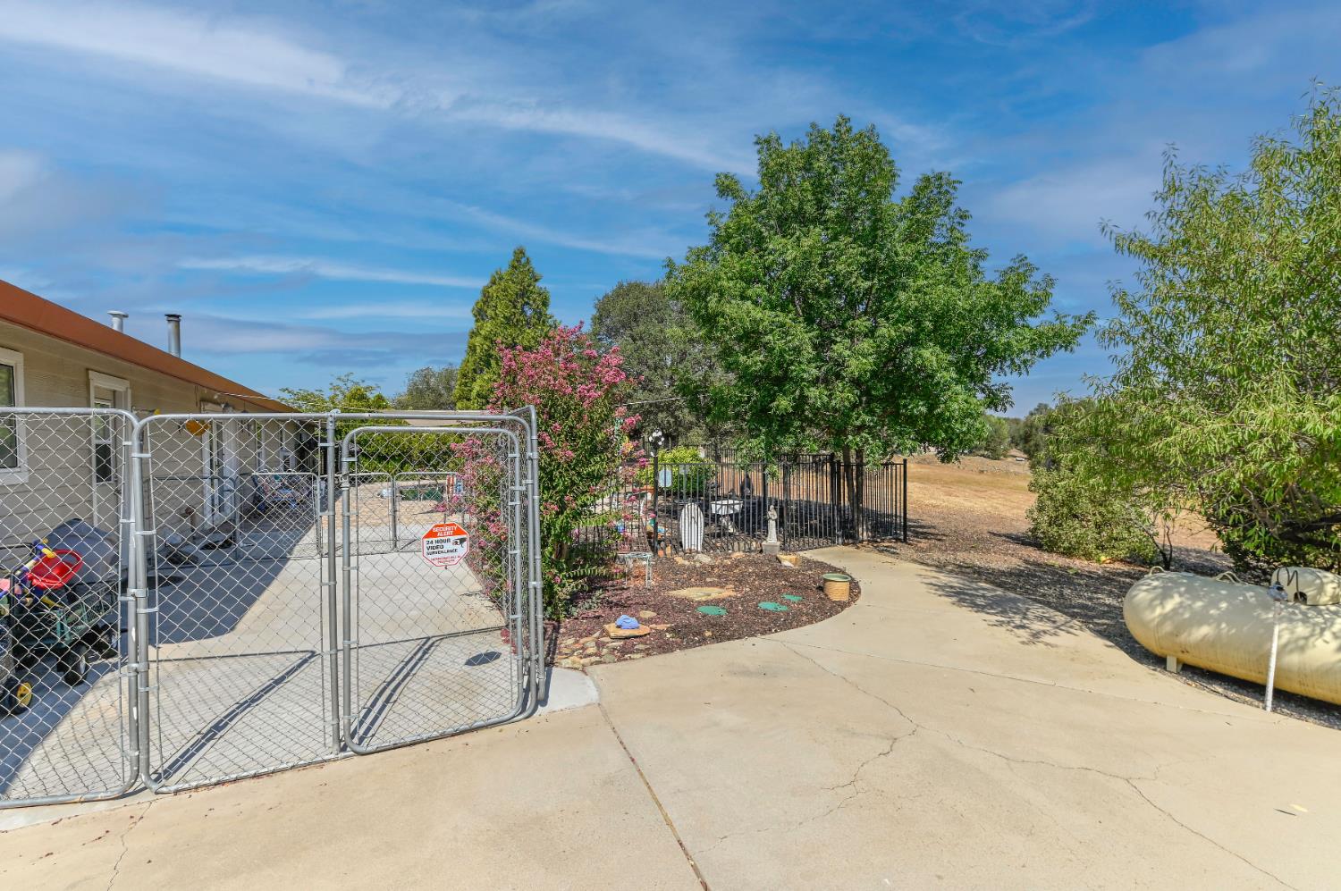 2451 Canoe St, Copperopolis, CA 95228