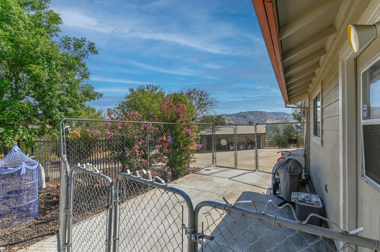 2451 Canoe St, Copperopolis, CA 95228