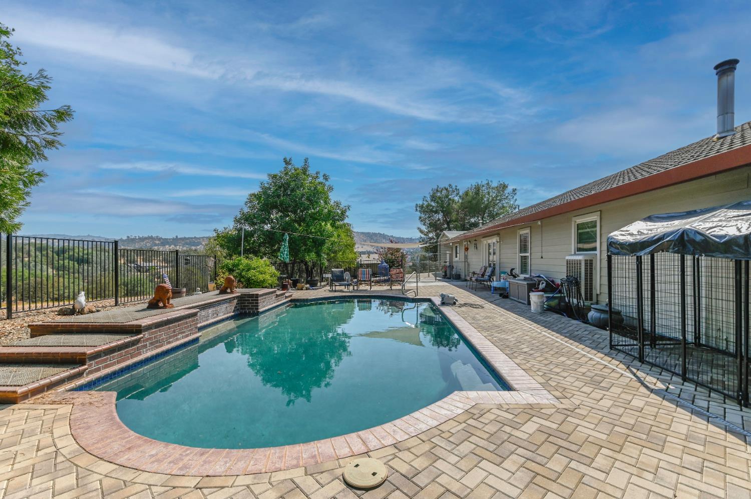 2451 Canoe St, Copperopolis, CA 95228