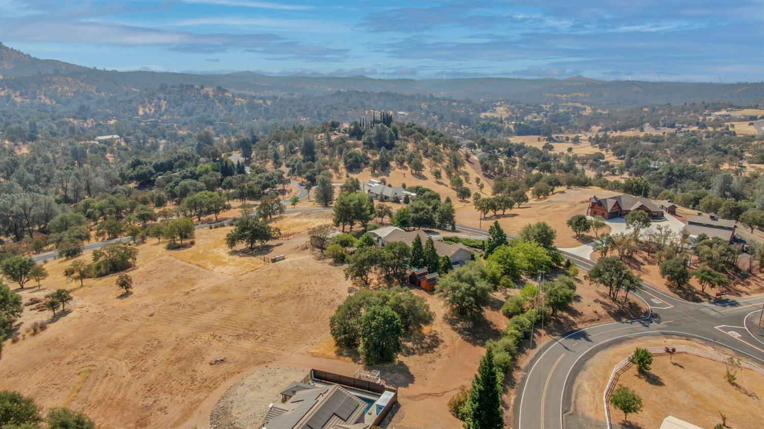 2451 Canoe St, Copperopolis, CA 95228